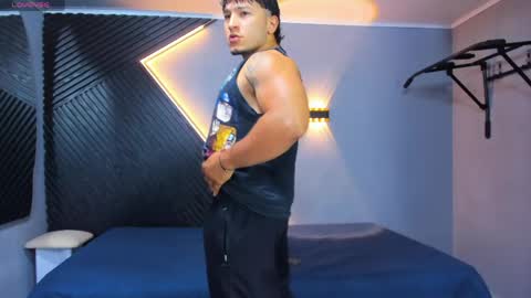 Snapshot of horny_nick18 chatting on 04/24/26, 11:45 horny_nick18 online show from 04/24/26, 11:45