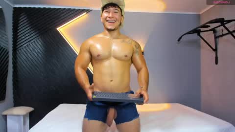 Snapshot of horny_nick18 chatting on 04/25/26, 01:41 horny_nick18 online show from 04/25/26, 01:41