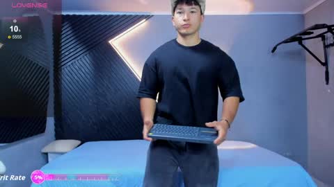 Snapshot of horny_nick18 chatting on 06/02/26, 12:18 horny_nick18 online show from 06/02/26, 12:18