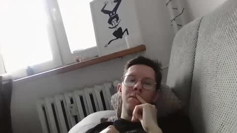 Snapshot of horny_pole chatting on 12/07/24, 10:23 horny_pole online show from 12/07/24, 10:23