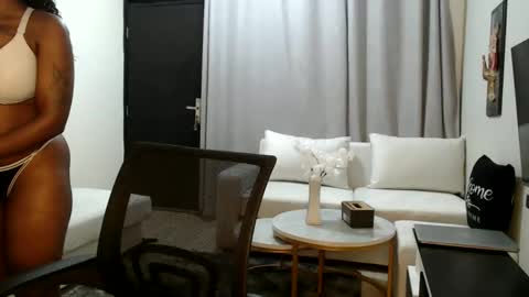 Snapshot of horny_princcess chatting on 04/03/26, 01:42 horny_princcess online show from 04/03/26, 01:42