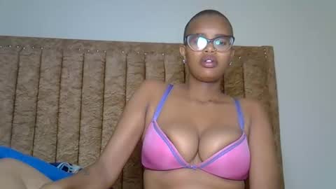 horny_sexy_baby online show from 12/19/25, 01:56