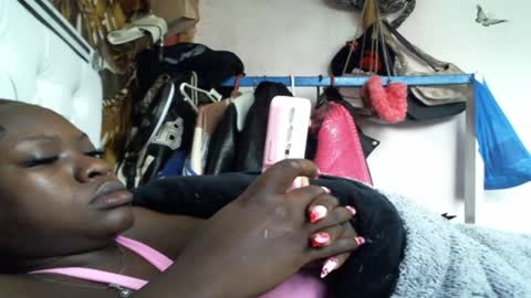 Snapshot of horny_sparks chatting on 07/19/26, 02:32 Horny Sparks online show from 07/19/26, 02:32