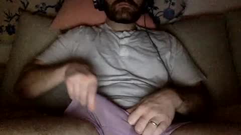 horny_thick_cock online show from 09/30/25, 03:00