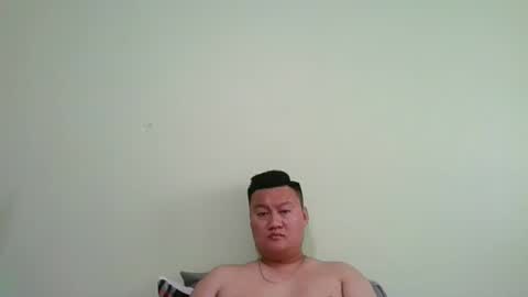 Snapshot of horny_tw chatting on 10/06/25, 10:18 horny_tw online show from 10/06/25, 10:18