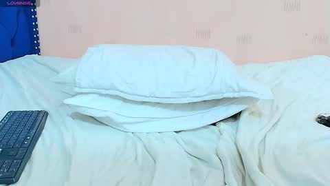 Khloe  online show from 02/07/25, 03:41