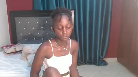 Bella online show from 12/14/24, 10:28