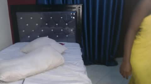 Bella online show from 12/15/24, 01:35