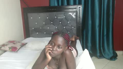 Bella online show from 03/05/25, 02:03