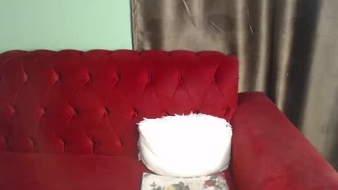 Bella online show from 03/08/25, 05:17