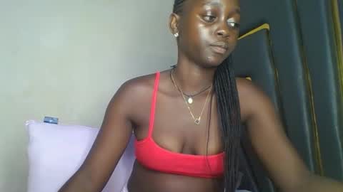 Bella online show from 12/02/25, 03:40