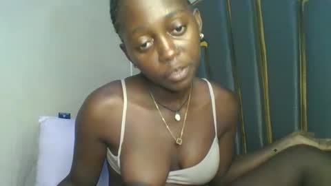 Bella online show from 11/29/25, 09:18