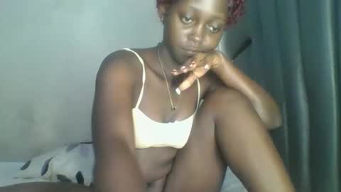 Snapshot of hornybella84 chatting on 04/11/26, 05:34 Bella online show from 04/11/26, 05:34