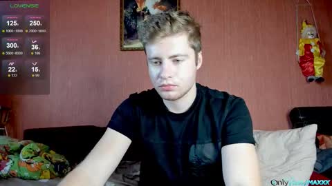 Max online show from 10/31/25, 10:05