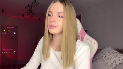 Sonya online show from 01/11/25, 04:46