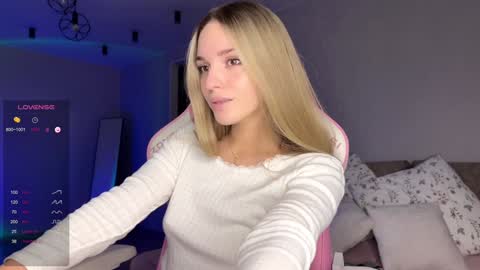 Sonya online show from 02/05/25, 02:37