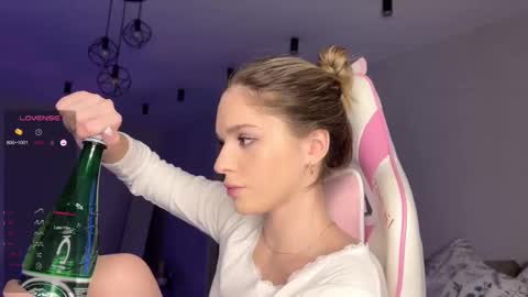 Sonya online show from 03/06/25, 05:33