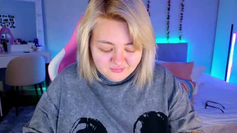 Snapshot of hornycakee chatting on 04/08/26, 10:59 HornyCakee online show from 04/08/26, 10:59