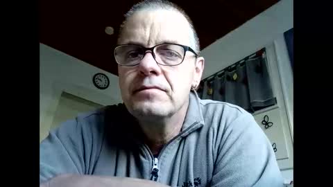 Snapshot of hornycum71 chatting on 10/01/25, 07:47 Thorsten online show from 10/01/25, 07:47