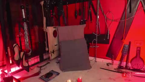 Snapshot of hornydahiana chatting on 11/10/25, 08:02 Mia Dahianaa 2 hornydahianax online show from 11/10/25, 08:02