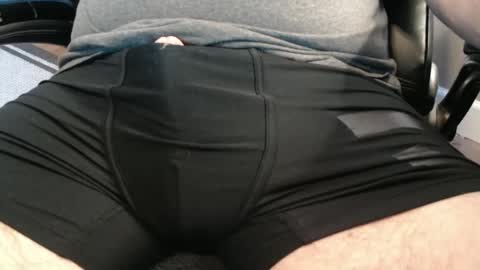 Snapshot of hornydawg50 chatting on 12/18/24, 05:10 hornydawg50 online show from 12/18/24, 05:10