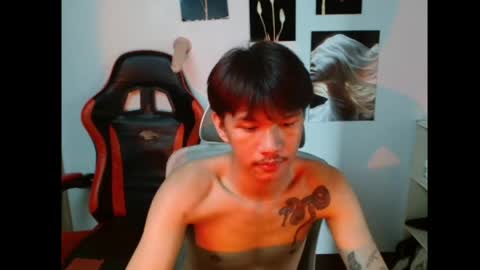 Snapshot of hornyessel chatting on 04/21/26, 08:53 HornyEssel online show from 04/21/26, 08:53