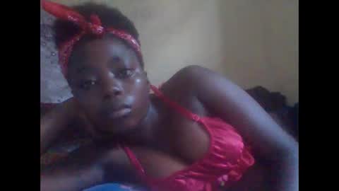 hornygal001 online show from 12/13/24, 03:38