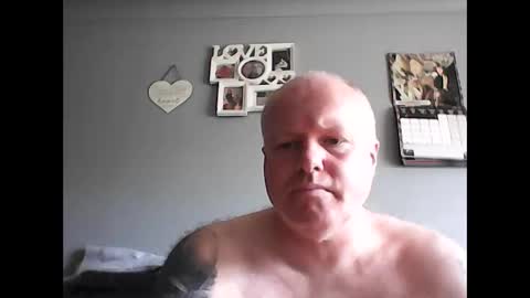 Snapshot of hornyguy19781978 chatting on 05/01/26, 04:33 hornyguy19781978 online show from 05/01/26, 04:33