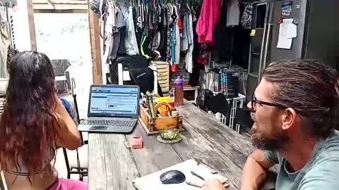 Snapshot of hornyhippies0080 chatting on 10/19/25, 10:49 Nix D online show from 10/19/25, 10:49