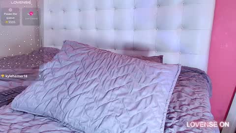 Valentina  online show from 12/28/24, 12:56