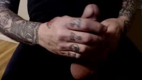 Snapshot of hornyhumpers chatting on 02/18/26, 05:58 Hornyhumper online show from 02/18/26, 05:58