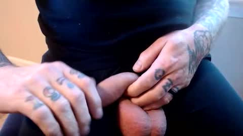 Snapshot of hornyhumpers chatting on 04/20/26, 12:30 Hornyhumper online show from 04/20/26, 12:30