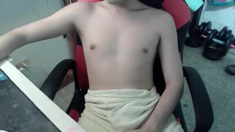 Snapshot of hornylilfuckbuddy chatting on 02/23/26, 10:51 Flea online show from 02/23/26, 10:51