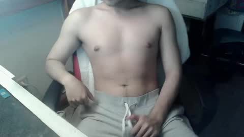 Snapshot of hornylilfuckbuddy chatting on 04/21/26, 09:04 Flea online show from 04/21/26, 09:04