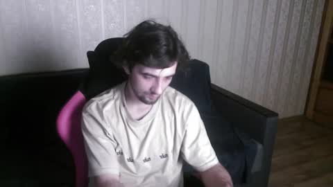 Snapshot of hornymorni chatting on 11/11/25, 02:17 fergus online show from 11/11/25, 02:17