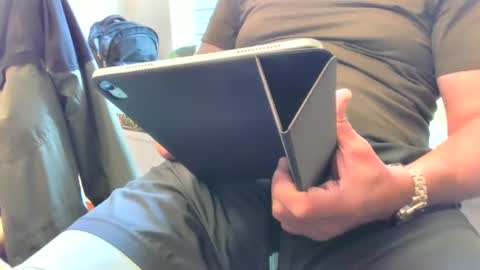 Alex M online show from 12/19/24, 09:06