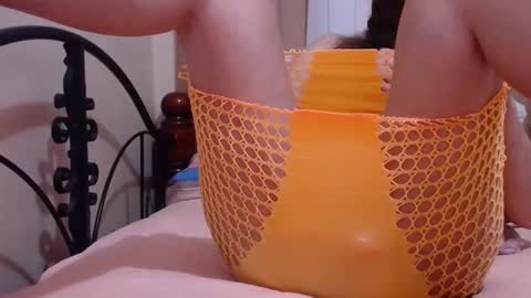 Snapshot of hornypinay69 chatting on 02/21/26, 02:34 Tyla online show from 02/21/26, 02:34