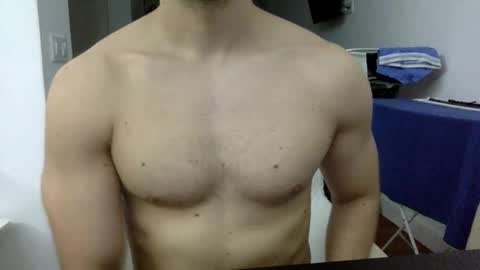 Snapshot of hornyspaniard93 chatting on 04/27/26, 10:30 hornyspaniard93 online show from 04/27/26, 10:30