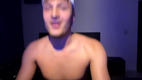 Snapshot of hornystar77 chatting on 01/11/25, 11:13 Ayan online show from 01/11/25, 11:13