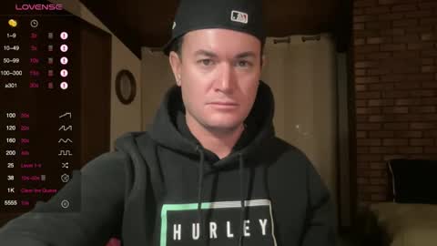 Snapshot of hornytightboy89 chatting on 11/28/25, 11:51 Hornytightboy89 online show from 11/28/25, 11:51