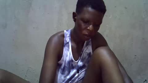 Snapshot of hornytits921796 chatting on 05/19/26, 09:21 hornytits921796 online show from 05/19/26, 09:21