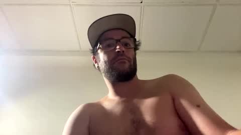 Snapshot of hornytony8 chatting on 11/16/25, 10:54 HornyTony online show from 11/16/25, 10:54