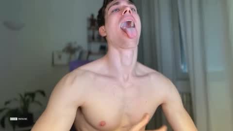 Snapshot of hornytwunk01 chatting on 01/10/26, 11:23 hornytwunk01 online show from 01/10/26, 11:23