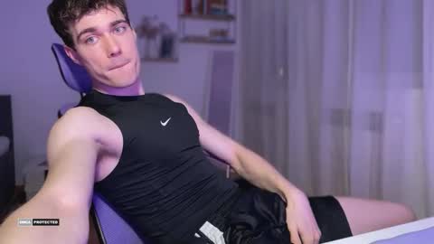 Snapshot of hornytwunk01 chatting on 01/18/26, 08:51 hornytwunk01 online show from 01/18/26, 08:51