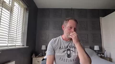 Snapshot of hornyviking1310 chatting on 12/10/24, 01:00 hornyviking1310 online show from 12/10/24, 01:00