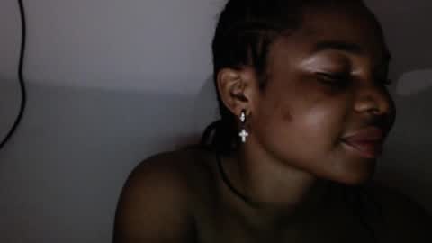Snapshot of hornyxbum chatting on 05/17/26, 12:30 hornyxbum online show from 05/17/26, 12:30