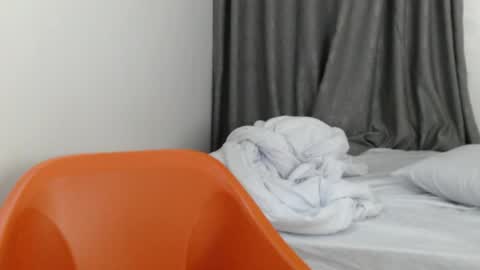 Snapshot of hornyxbum chatting on 05/25/26, 05:13 hornyxbum online show from 05/25/26, 05:13