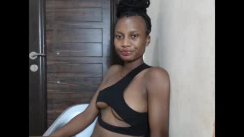 Snapshot of hornyxmamacita chatting on 05/17/26, 07:54 hornyxmamacita online show from 05/17/26, 07:54