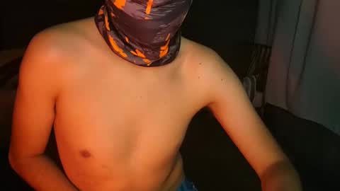 hornyy_boyy18 online show from 03/17/26, 05:44