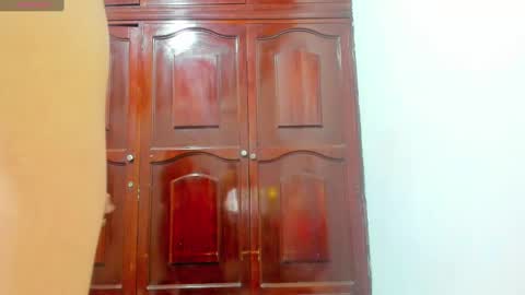 ronald and victoria online show from 12/29/24, 01:56